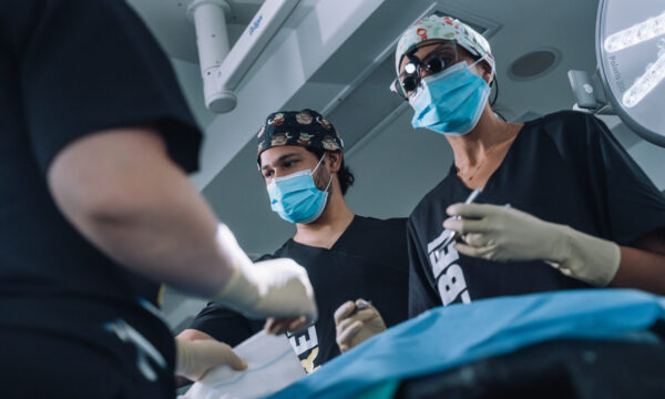 rinoplastia ultrasónica en Madrid cirujano rinoplastia ultrasonica en madrid